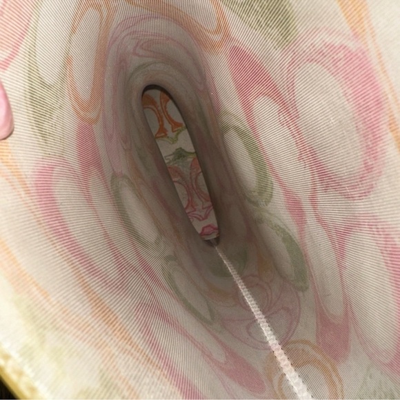 - Coach poppy purse - Picture 6 of 8